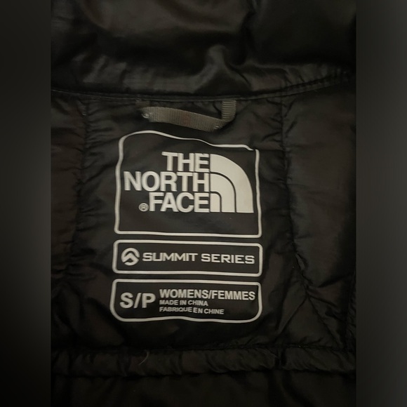 The North Face Summit Series Puffer Jacket - Picture 8 of 8